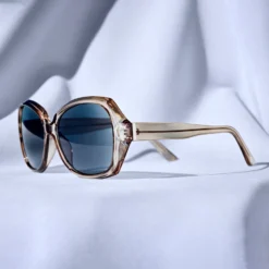 Alejandra SunReaders® Bifocal Style Sofia Vergara® X Foster Grant® -Luxe Glasses Shop alejandra 86c88d9b776931c371d2bf9ca7bf633f 29156.1672978110