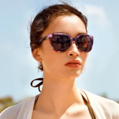 Larissa -Luxe Glasses Shop larissa dc95ba2da38ebd300bec60c7a00c50a9 44688.1673033878