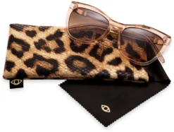 Sofia Sun Sofia Vergara® X Foster Grant® -Luxe Glasses Shop sofia 4aaf552dae5dd911608d6f87d722ddd1 62362.1673290149